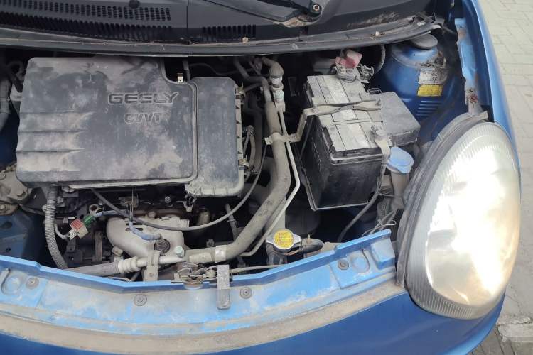 Used Geely Auto Panda Classic 2013 1.0L Manual Entry-Level Model Engine Bay Left
