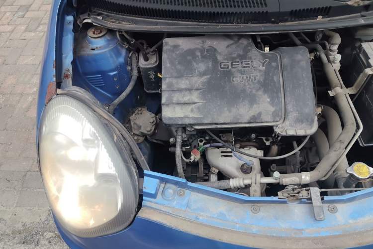 Used Geely Auto Panda Classic 2013 1.0L Manual Entry-Level Model Engine Bay Right