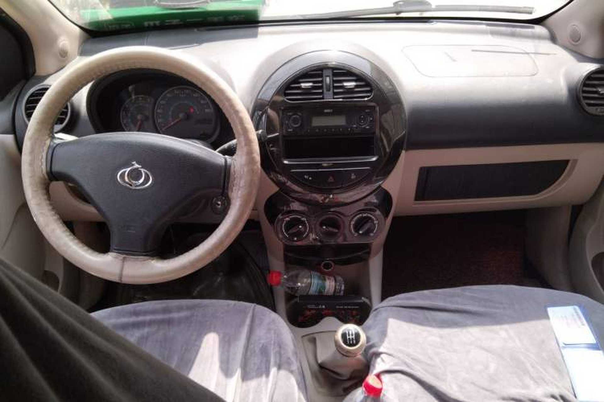 Used Geely Auto Panda Classic 2013 1.0L Manual Entry-Level Model Center Console