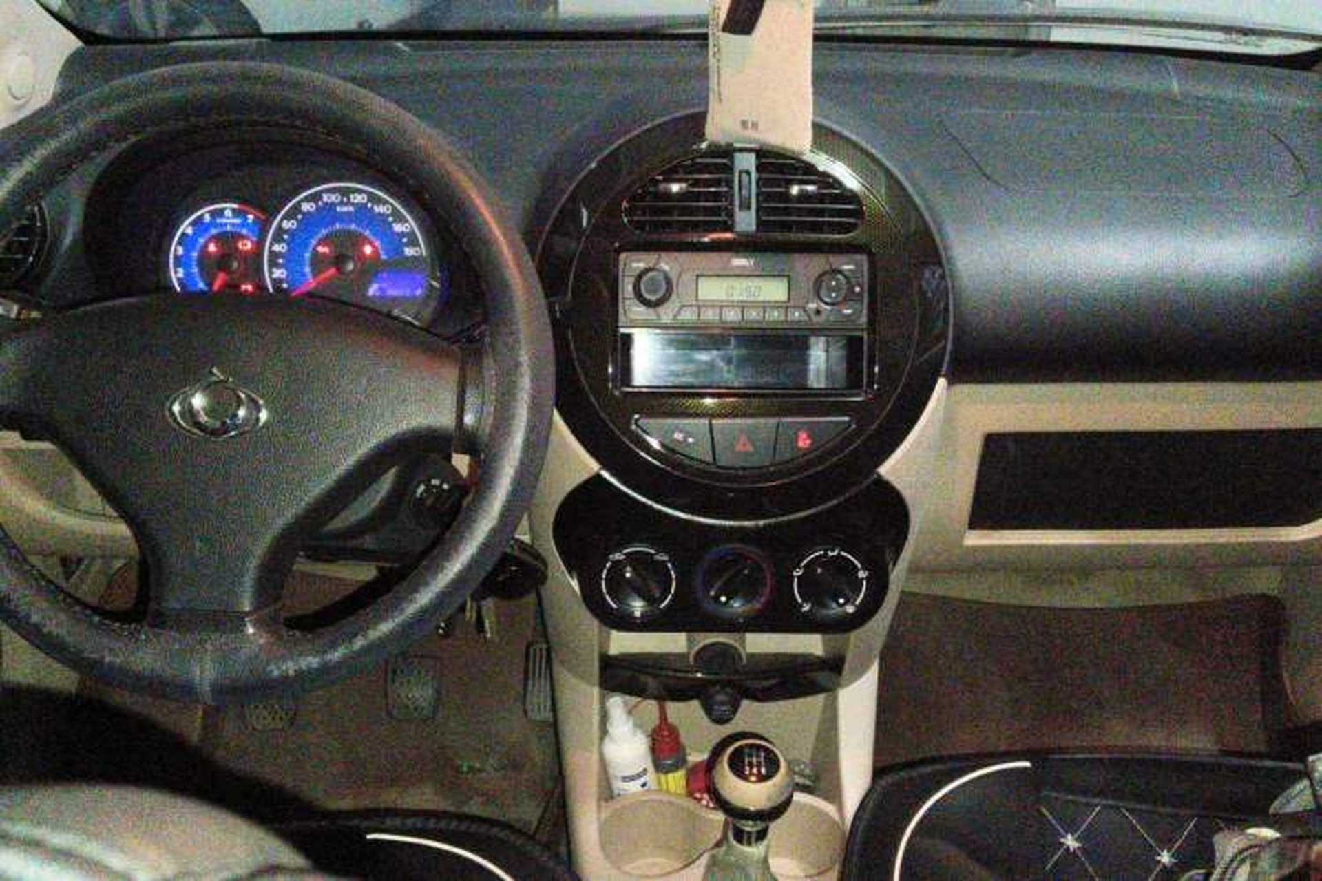 Used Geely Auto Panda Classic 2013 1.0L Manual Entry-Level Model Center Console