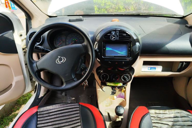 Used Geely Auto Panda Classic 2013 1.0L Manual Entry-Level Model Center Console