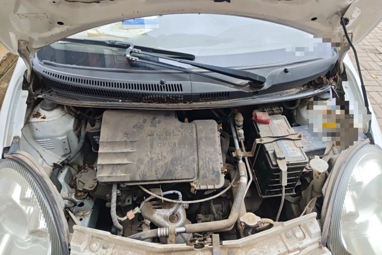 Used Geely Auto Panda Classic 2013 1.0L Manual Entry-Level Model Engine Bay