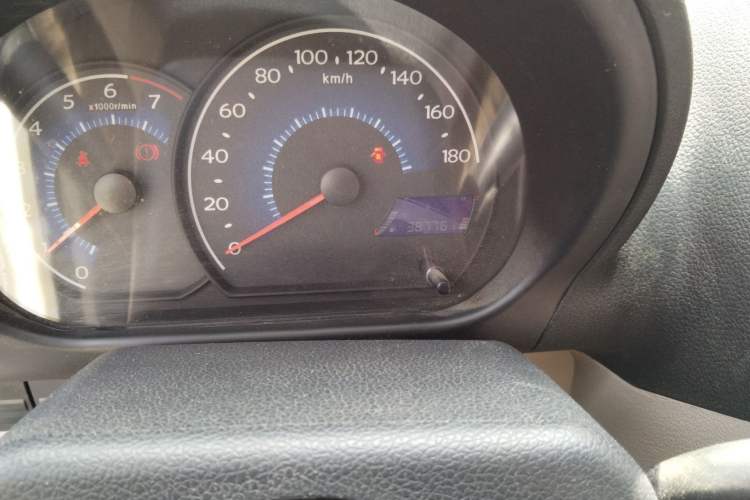Used Geely Auto Panda Classic 2013 1.0L Manual Entry-Level Model Odometer Close Up