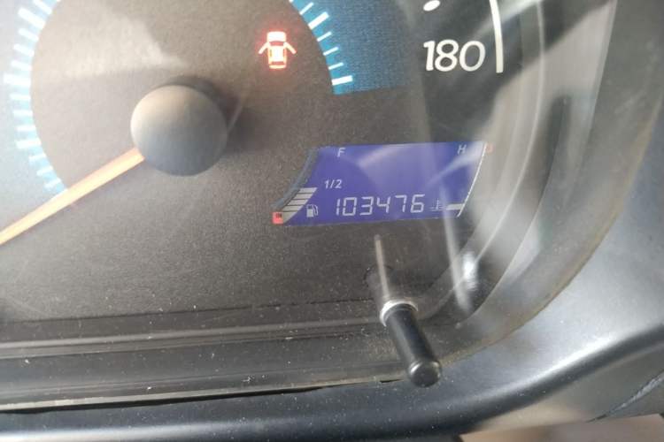 Used Geely Auto Panda Classic 2013 1.0L Manual Entry-Level Model Odometer Close Up