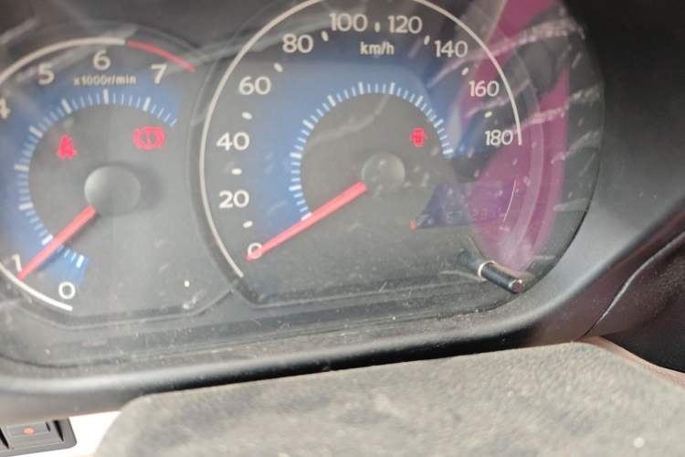 Used Geely Auto Panda Classic 2013 1.0L Manual Entry-Level Model Odometer Close Up