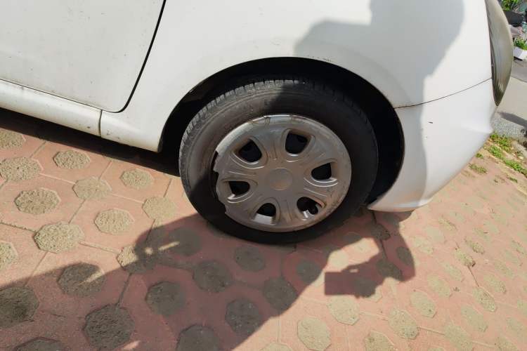 Used Geely Auto Panda Classic 2013 1.0L Manual Entry-Level Model Right Front Wheel Hub