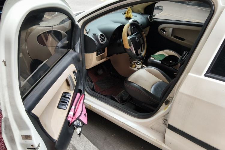 Used Geely Auto Panda Classic 2014 CROSS 1.5L Automatic Elite Model Driver Seat