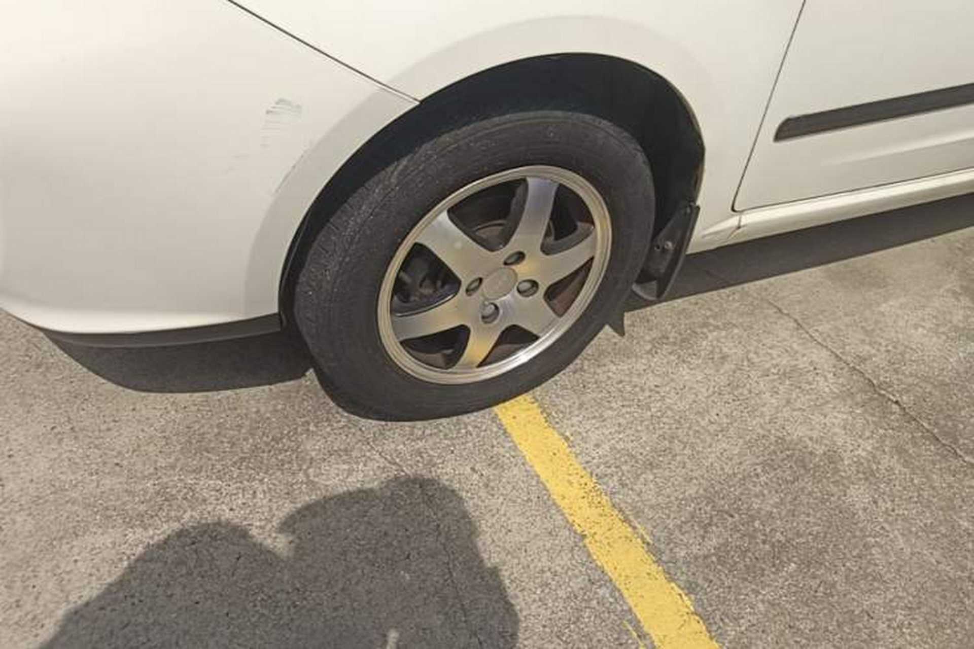 Used Geely Auto Panda Classic 2014 CROSS 1.5L Automatic Elite Model Left Front Wheel Hub