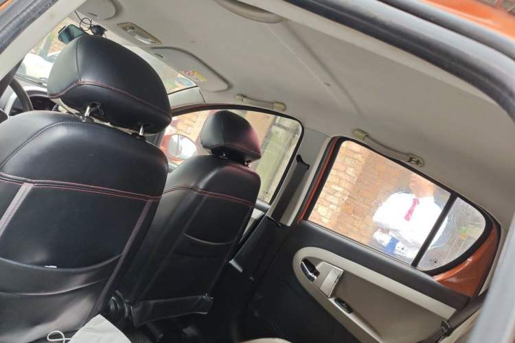 Used Geely Auto Panda Classic 2015 1.5L Automatic Cool & Fun Edition Headliner