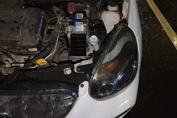 Used Geely Auto Panda Classic 2015 1.0L Manual Shuangzhen Edition Engine Bay Left
