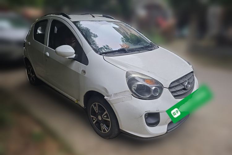 Used Geely Auto Panda Classic 2015 1.5L Automatic Cool & Fun Edition Front Right 45 Deg