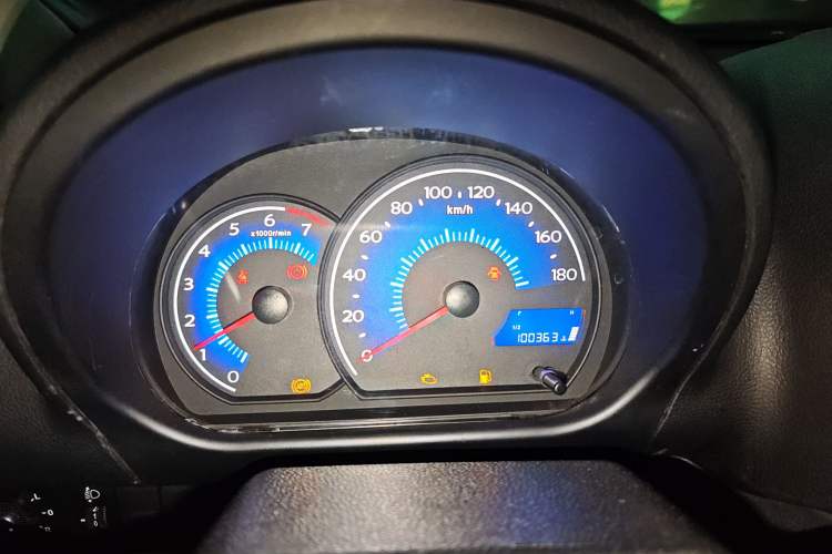 Used Geely Auto Panda Classic 2015 1.0L Manual Shuangzhen Edition Instrument Cluster