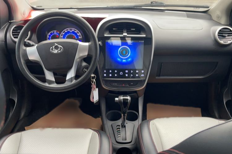 Used Geely Auto Panda Classic 2015 1.5L Automatic Cool & Fun Edition Interior 3