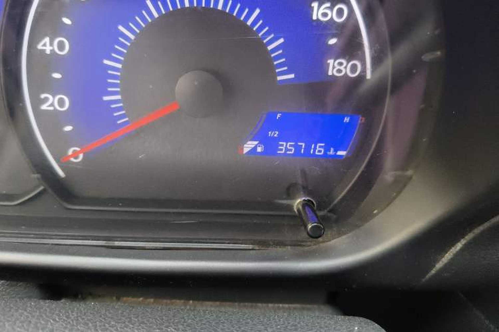 Used Geely Auto Panda Classic 2015 1.0L Manual "Mengdong" Edition Odometer Close Up