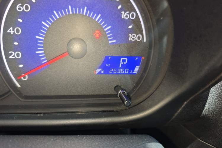 Used Geely Auto Panda Classic 2015 1.5L Automatic Cool & Fun Edition Odometer Close Up