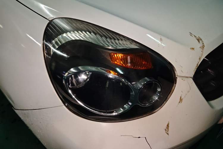 Used Geely Auto Panda Classic 2015 1.0L Manual Shuangzhen Edition Right Front Headlight