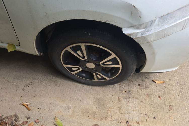 Used Geely Auto Panda Classic 2015 1.5L Automatic Cool & Fun Edition Right Front Wheel Hub