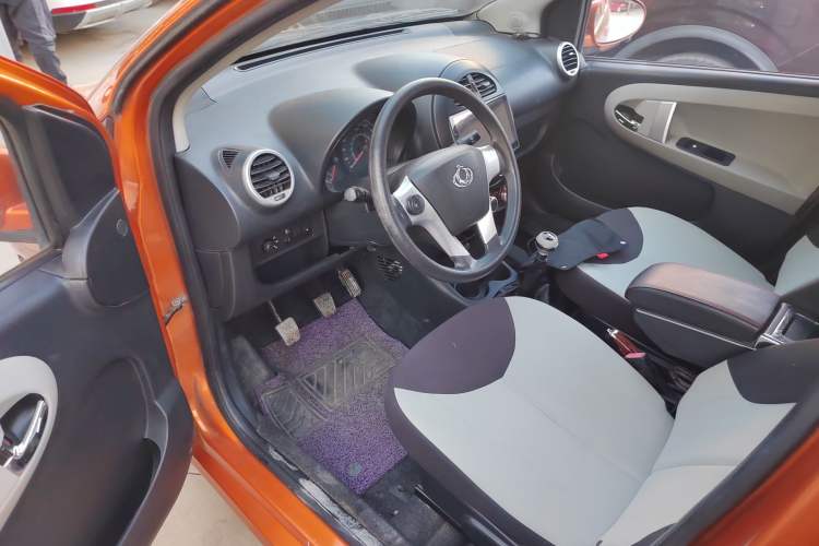 Used Geely Auto Panda Classic 2015 1.0L Manual Shuangzhen Edition Driver Seat