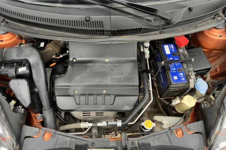 Used Geely Auto Panda Classic 2015 1.5L Automatic Cool & Fun Edition Engine Bay