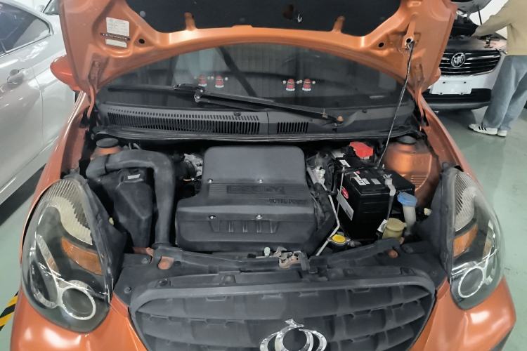 Used Geely Auto Panda Classic 2015 1.5L Automatic Cool & Fun Edition Engine Bay