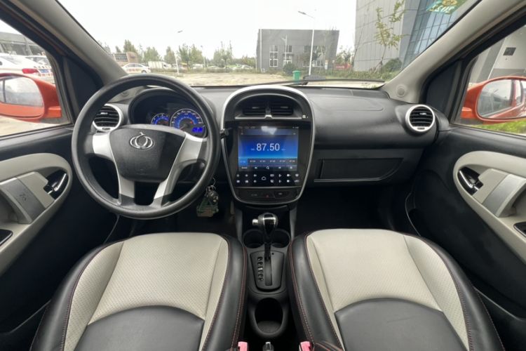 Used Geely Auto Panda Classic 2015 1.5L Automatic Cool & Fun Edition Interior 2