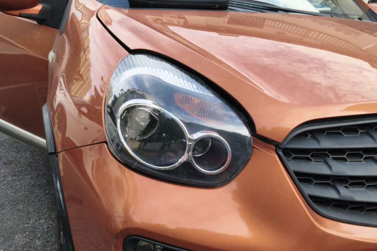 Used Geely Auto Panda Classic 2015 1.5L Automatic Cool & Fun Edition Right Front Headlight