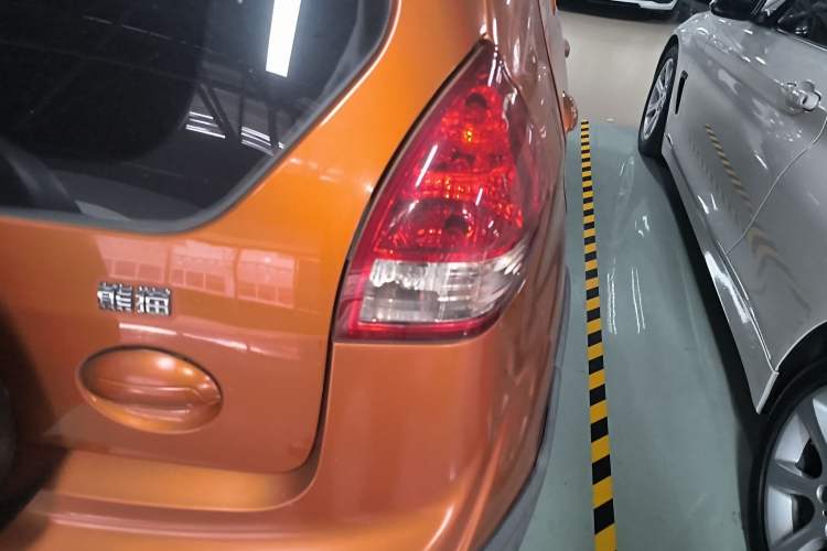 Used Geely Auto Panda Classic 2015 1.5L Automatic Cool & Fun Edition Right Rear Taillight
