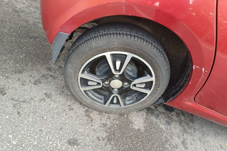 Used Geely Auto Panda Classic 2016 1.0L IMT "Mengdong" Edition Right Rear Wheel Hub