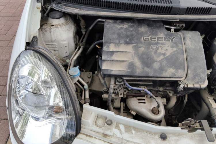 Used Geely Auto Panda Classic 2016 1.0L IMT "Mengdong" Edition Engine Bay Right