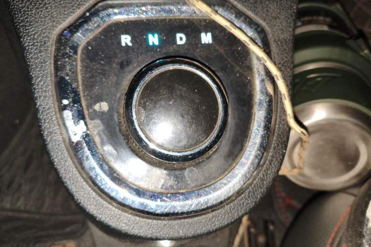 Used Geely Auto Panda Classic 2016 1.0L IMT Cool Fun Edition Gear Lever