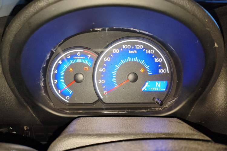 Used Geely Auto Panda Classic 2016 1.0L IMT Cool Fun Edition Instrument Cluster