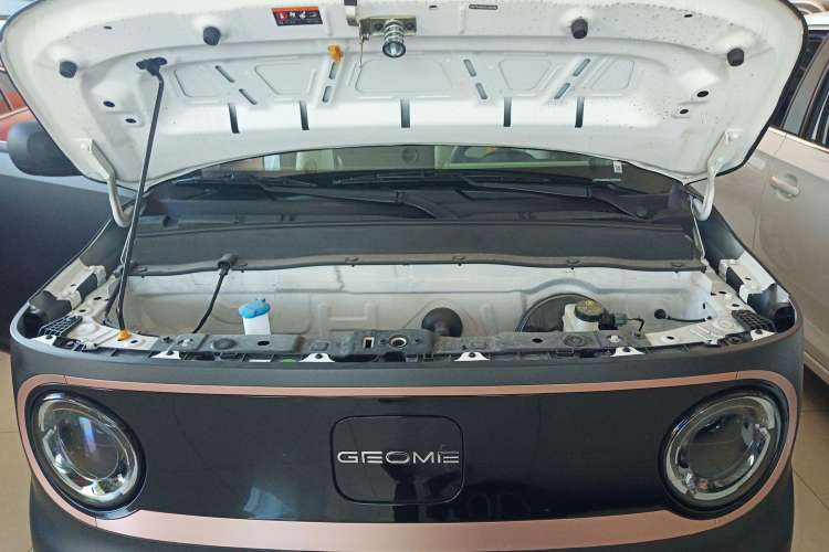 Used Geely Auto Panda Classic 2023 Panda Mini New Year Edition Treasure Bear Engine Bay