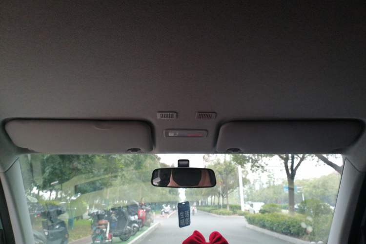 Used Geely Auto Panda Classic 2023 Panda Mini 200km Endurance Bear Headliner