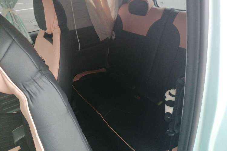 Used Geely Auto Panda Classic 2023 Panda Mini 200km Endurance Bear Left Rear Seat