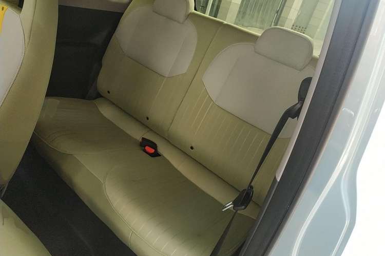 Used Geely Auto Panda Classic 2023 Panda Mini 200km Endurance Bear Left Rear Seat