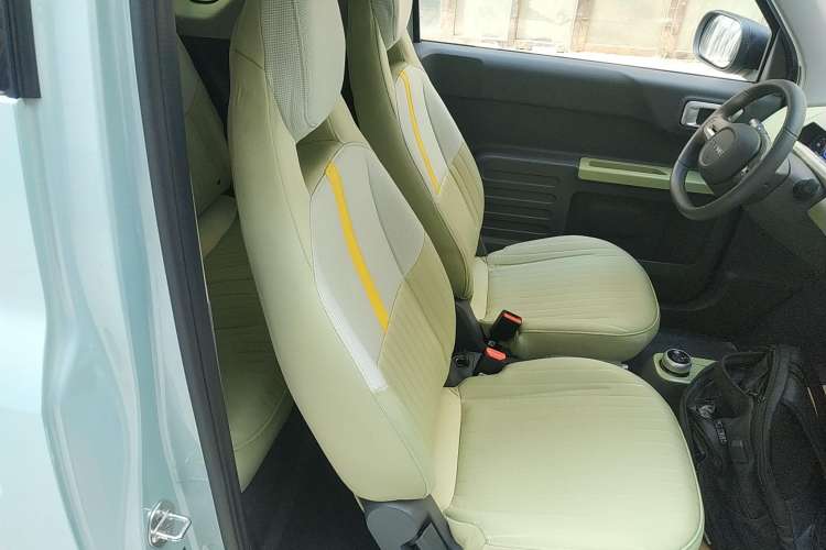 Used Geely Auto Panda Classic 2023 Panda Mini 200km Endurance Bear Right Front Seat
