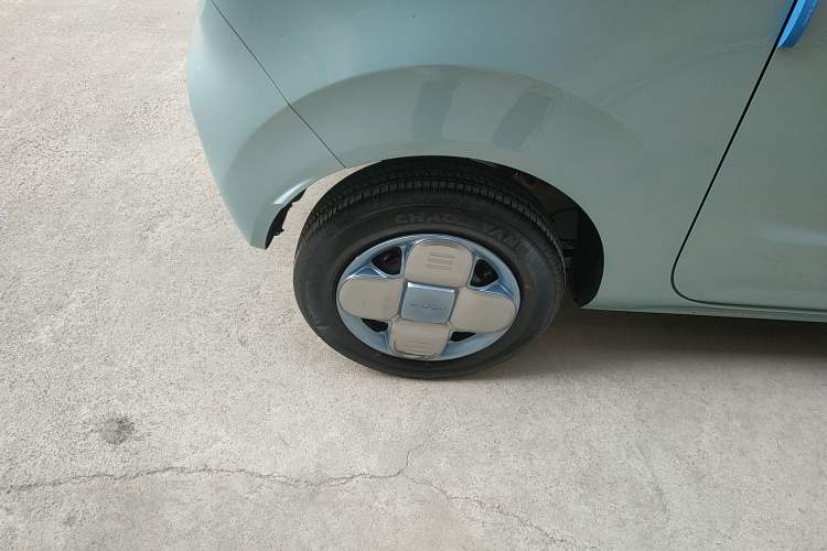 Used Geely Auto Panda Classic 2023 Panda Mini 200km Endurance Bear Right Rear Wheel Hub