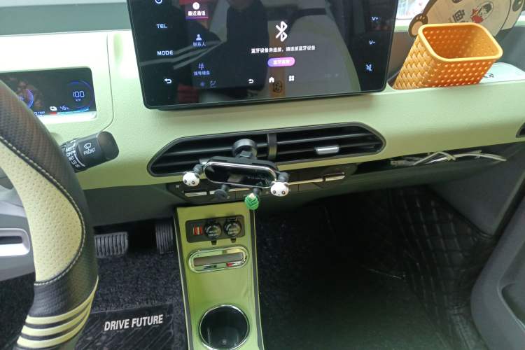 Used Geely Auto Panda Classic 2023 Panda Mini 200km Dynamic Bear Audio And AC Panel