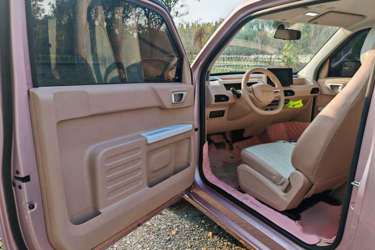 Used Geely Auto Panda Classic 2023 Panda Mini 200km Endurance Bear Driver Seat