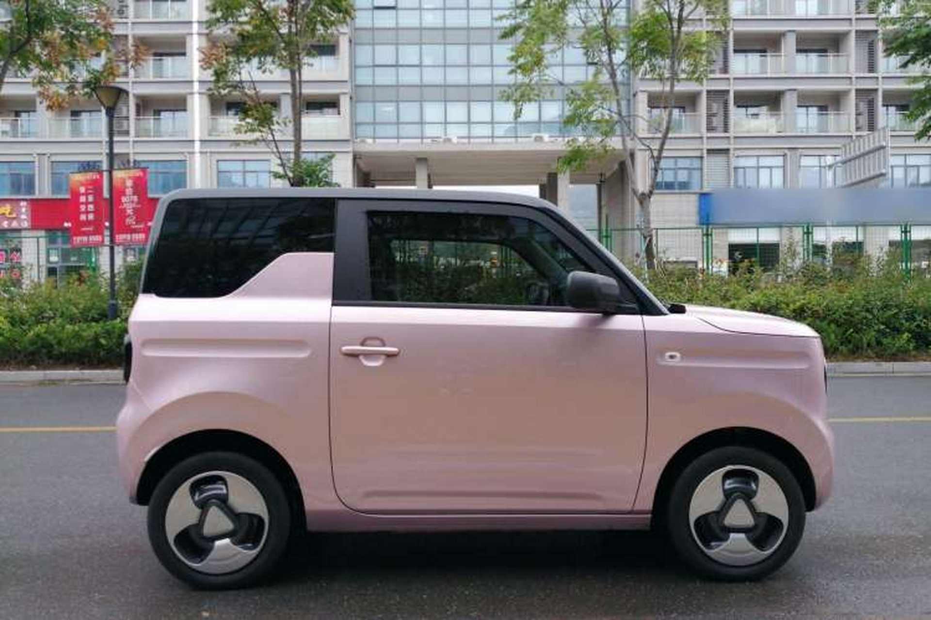 Used Geely Auto Panda Classic 2023 Panda Mini 200km Dynamic Bear Exterior 2