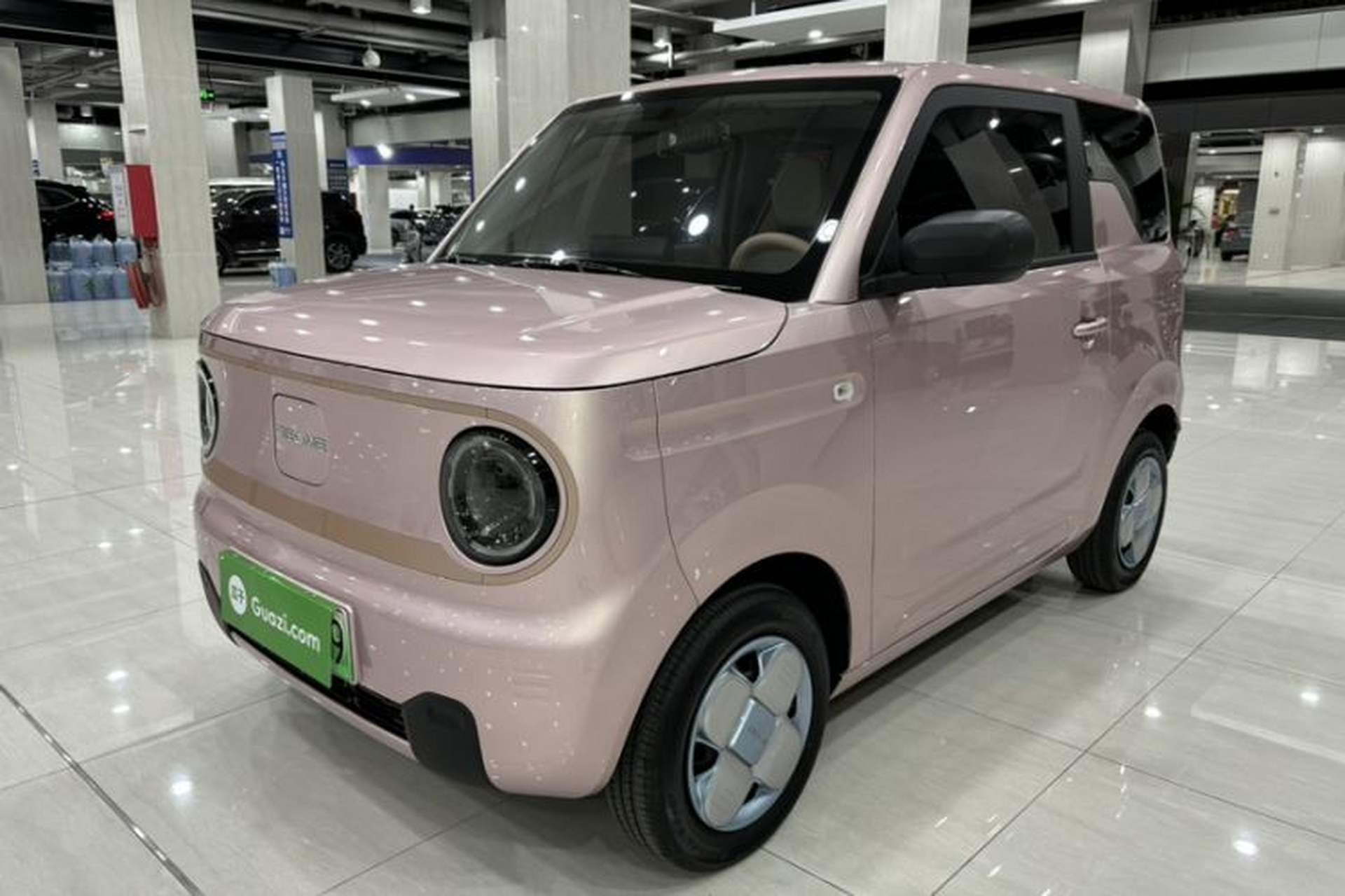 Used Geely Auto Panda Classic 2023 Panda Mini 200km Endurance Bear Front Left 45 Deg