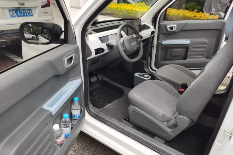 Used Geely Auto Panda Classic 2023 Panda Mini 200km Endurance Bear Driver Seat