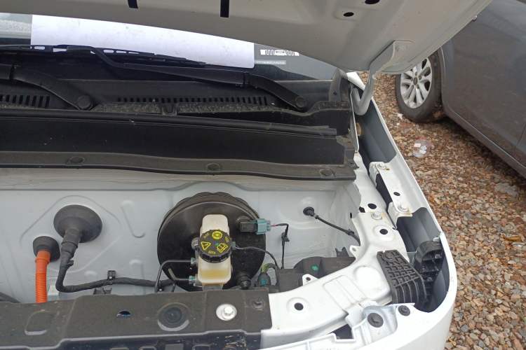 Used Geely Auto Panda Classic 2023 Panda Mini 200km Endurance Bear Engine Bay Left