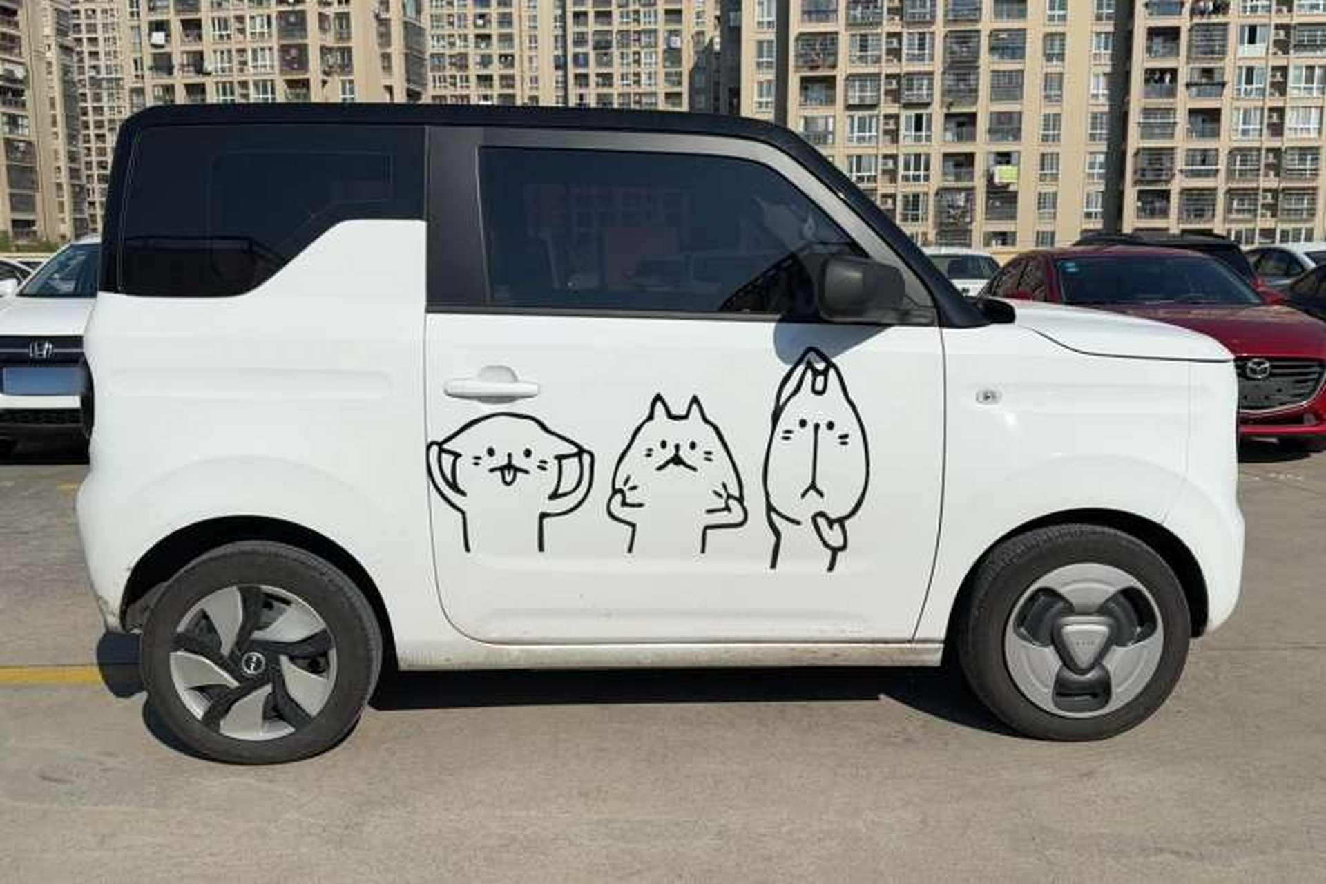 Used Geely Auto Panda Classic 2023 Panda Mini New Year Edition Treasure Bear Exterior 3