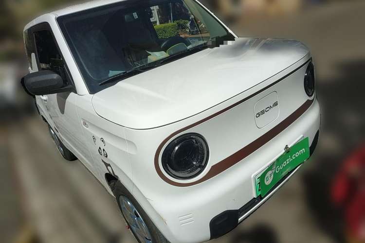 Used Geely Auto Panda Classic 2023 Panda Mini 200km Endurance Bear Front Right 45 Deg