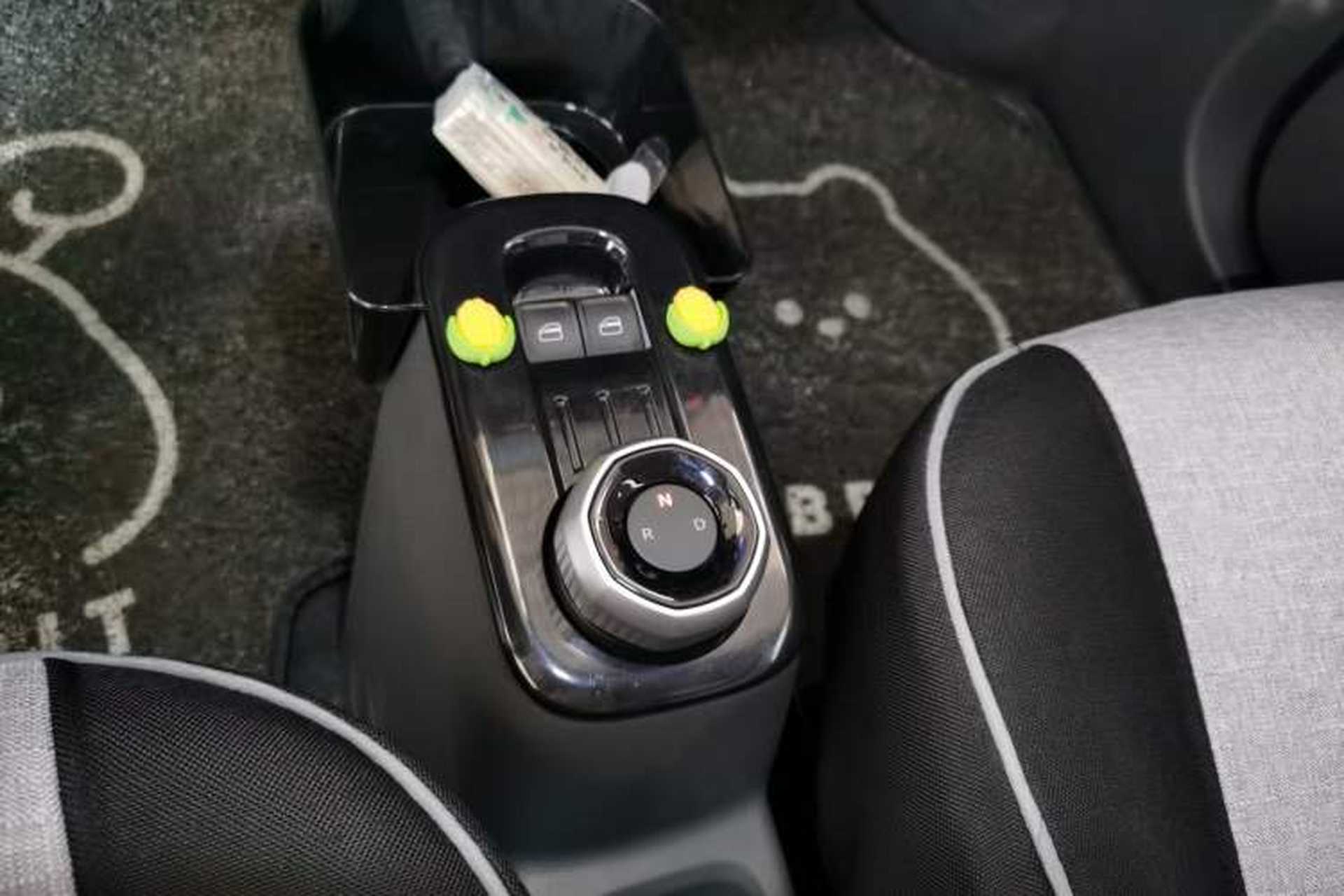 Used Geely Auto Panda Classic 2023 Panda Mini 200km Endurance Bear Gear Lever