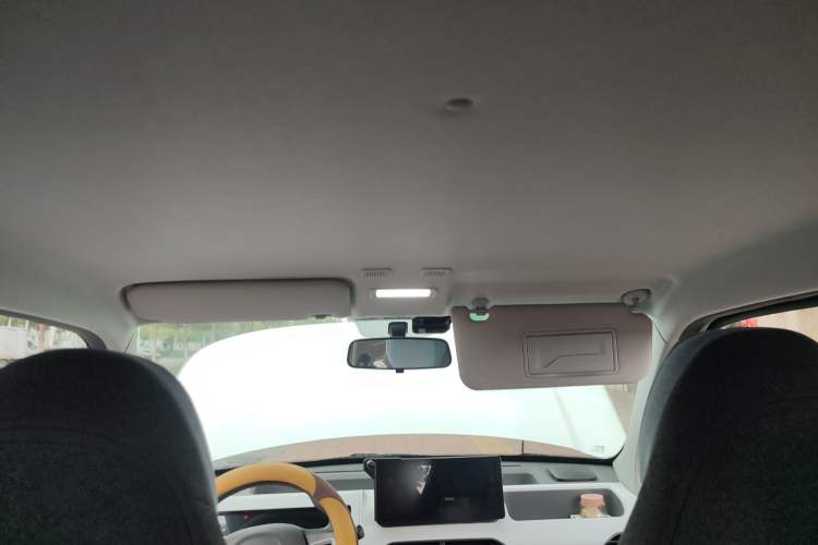 Used Geely Auto Panda Classic 2023 Panda Mini 200km Endurance Bear Headliner
