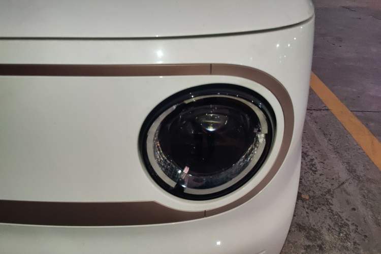 Used Geely Auto Panda Classic 2023 Panda Mini 200km Endurance Bear Left Front Headlight