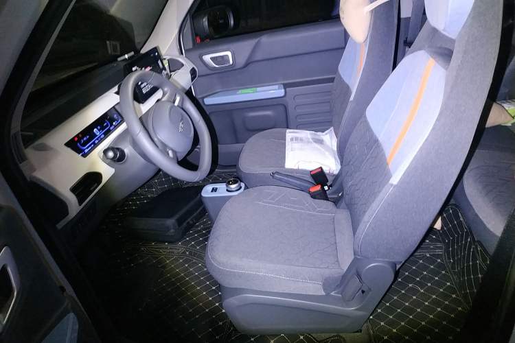 Used Geely Auto Panda Classic 2023 Panda Mini 200km Endurance Bear Left Front Seat