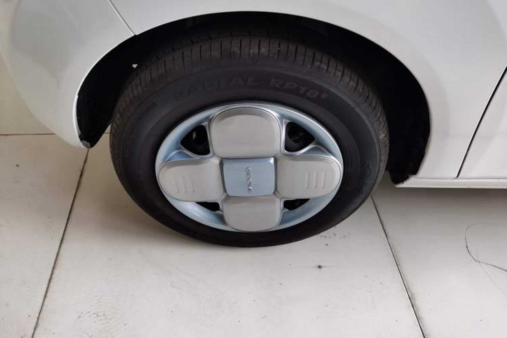 Used Geely Auto Panda Classic 2023 Panda Mini 200km Endurance Bear Left Front Wheel Hub